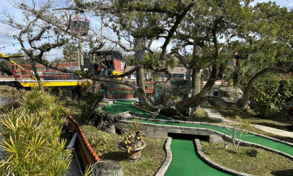 Greenery adn trees at Anastasia Miniatrue Golf